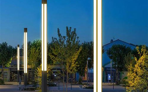 太阳能东乡景观灯定制常见问题与解决方案